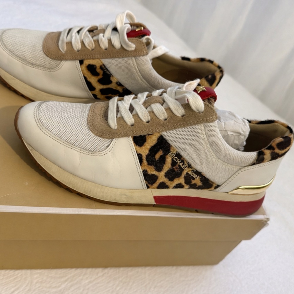 Michael Kors Ladies Allie Trainer Leather Sneakers  Animal Print Details size 7 - Picture 2 of 9